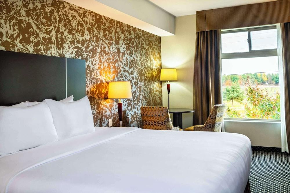 Quality Inn and Suites Petawawa