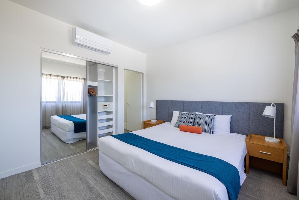 MainStay Suites Mackay