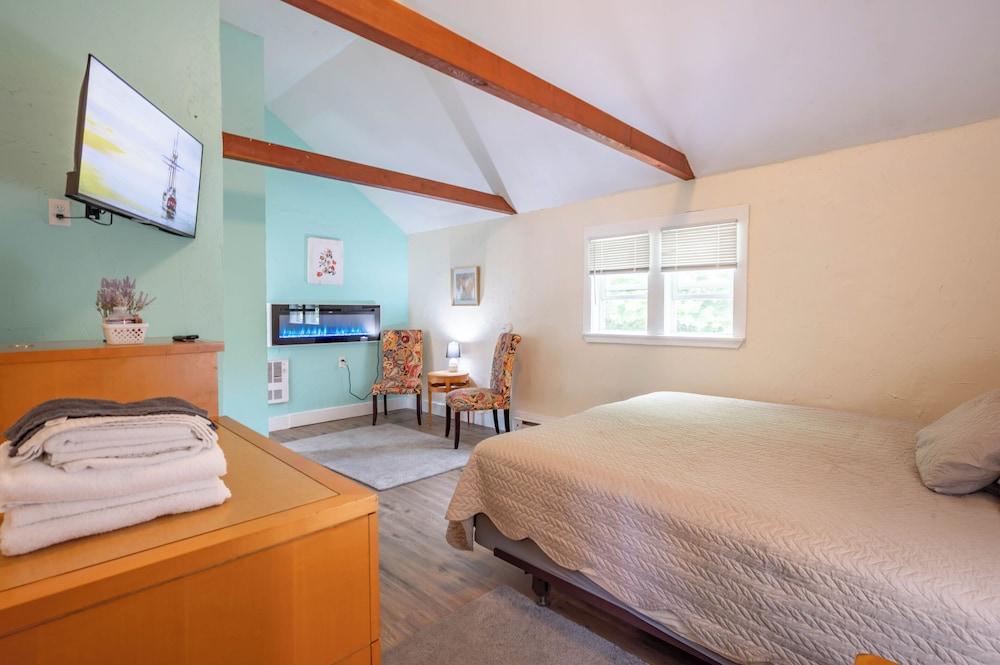 Jonathan Edwards Motel