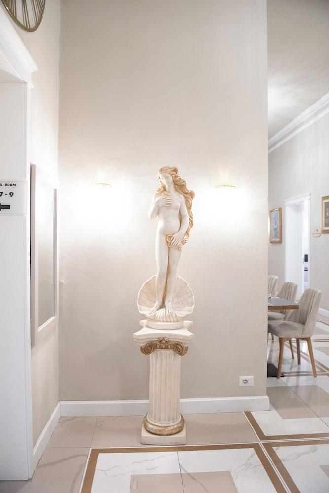 Hotel Bijou Roof Terrace