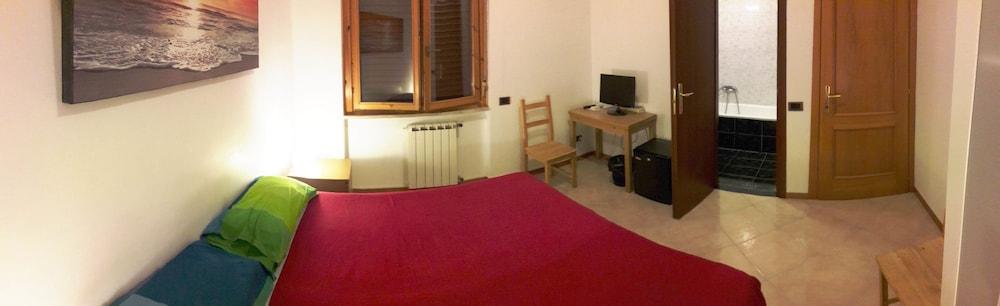 Nuova Fiera Aparthouse