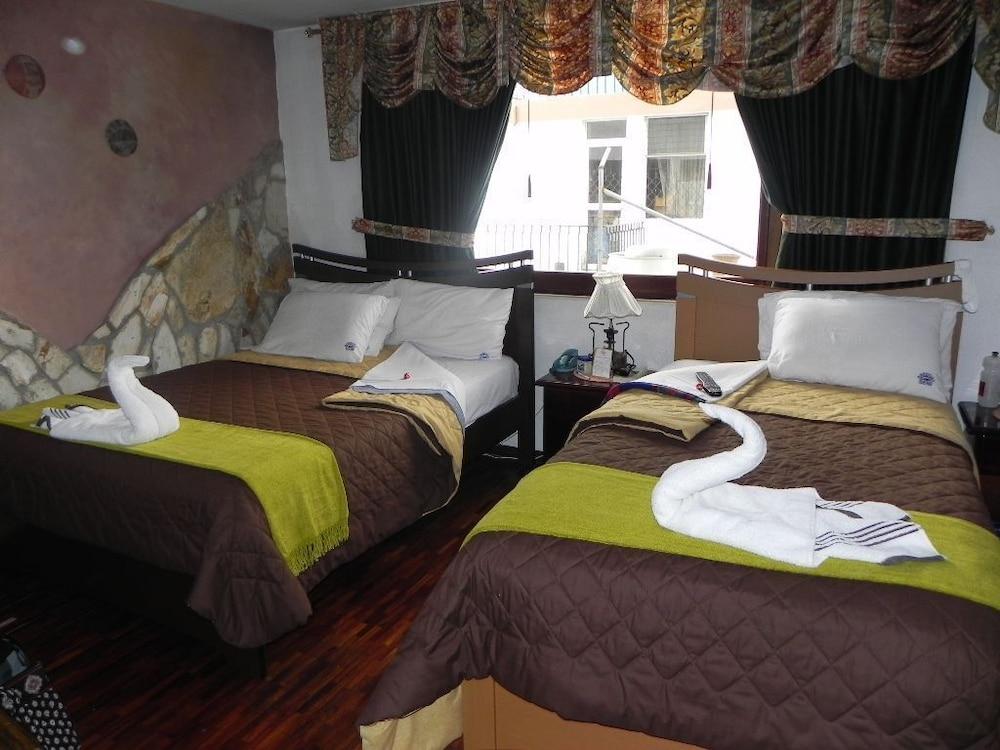 Hotel Sol De Quito