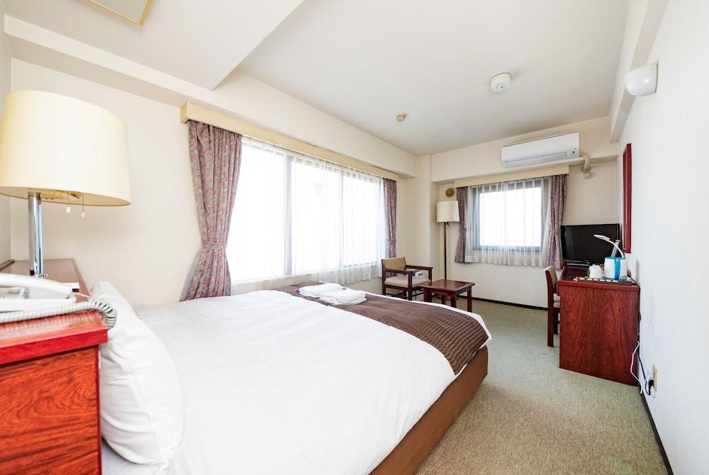 Sky Heart Hotel Koiwa