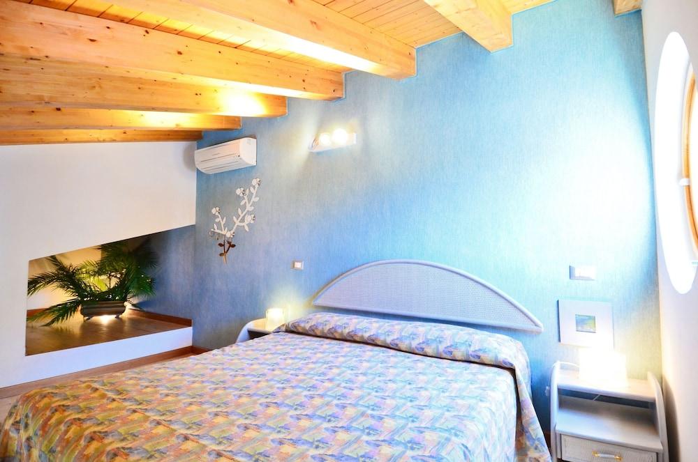 Cinqueterre Residence