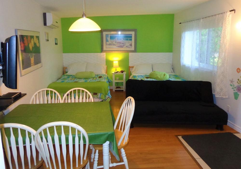 Motel Des Deux Lacs Inc