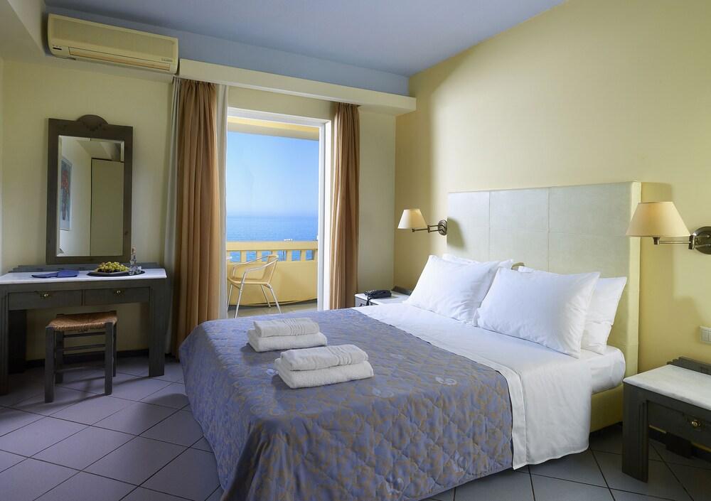 Sissi Bay Hotel & Spa