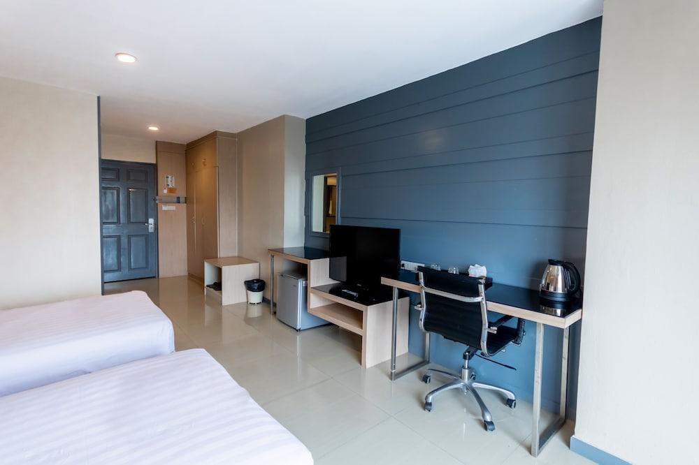 Avana Hotel and Convention Centre