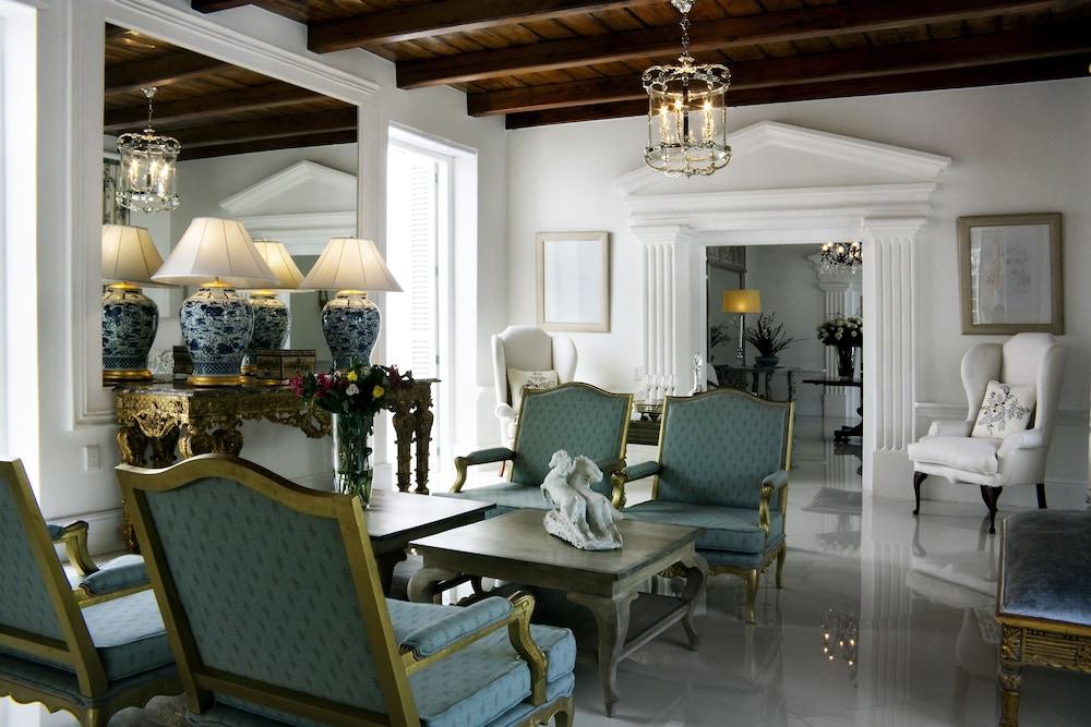 Grand Dédale Country House