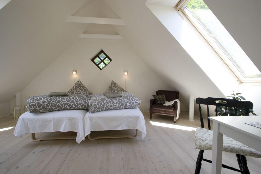 Munkebjerg Bed & Breakfast