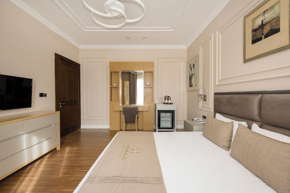 Continental Hotel Pera