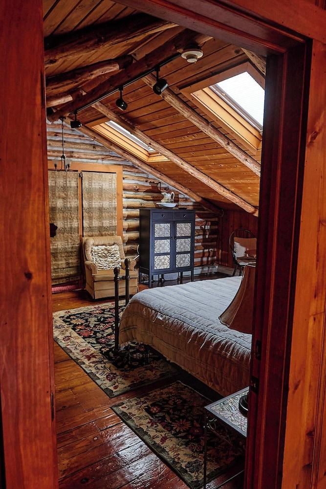 Chalet of Canandaigua