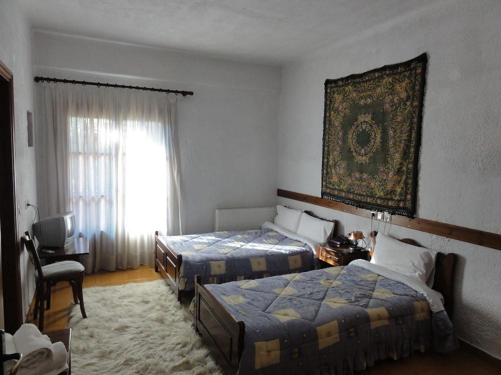 Sintrivanis Mountain