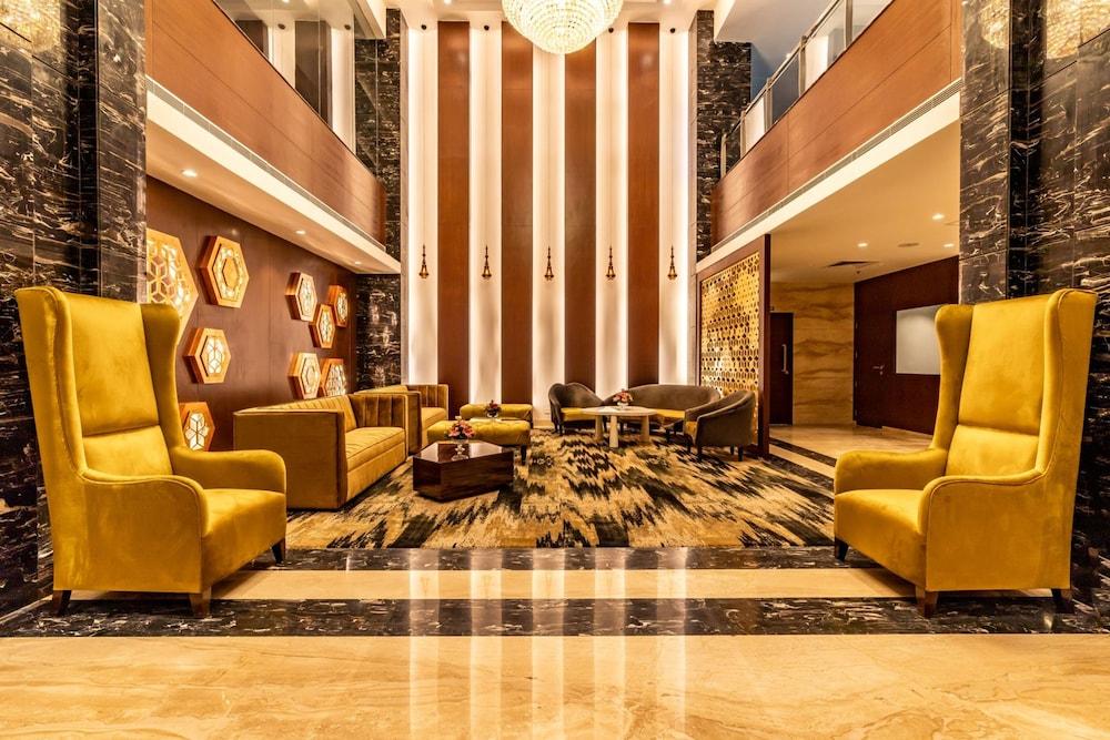 Divine Clarks Inn Suites