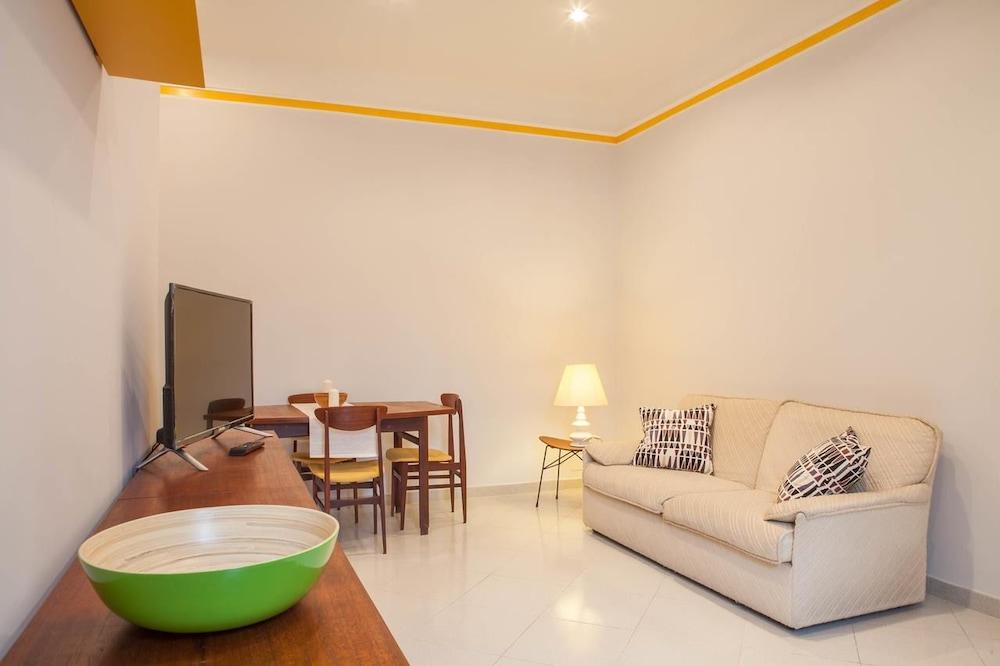 Stella's Vatican House