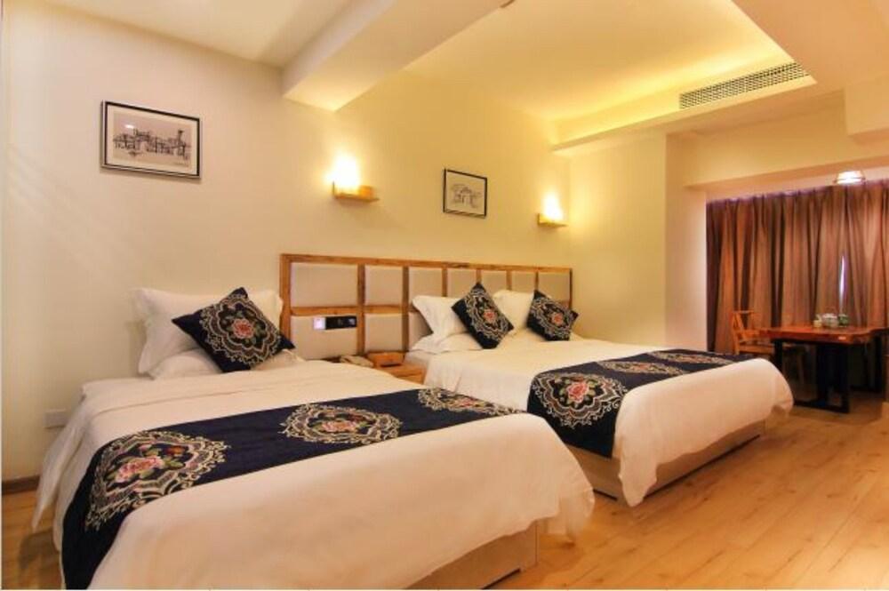 Puqi Nanting Garden Hotel