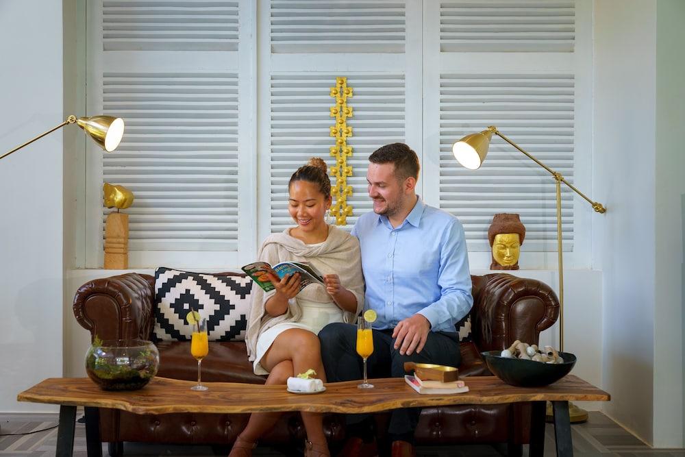 Gold Smith Residence