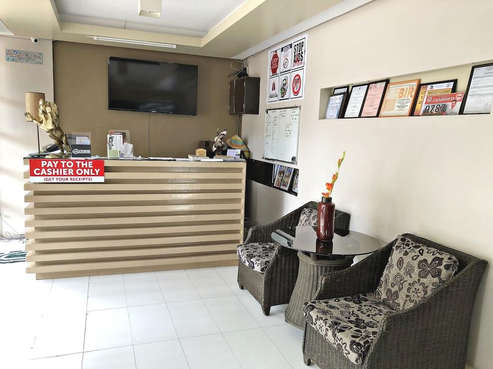 Quezon Premier Hotel Candelaria