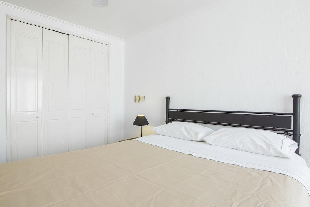 Alojarent Encomenderos