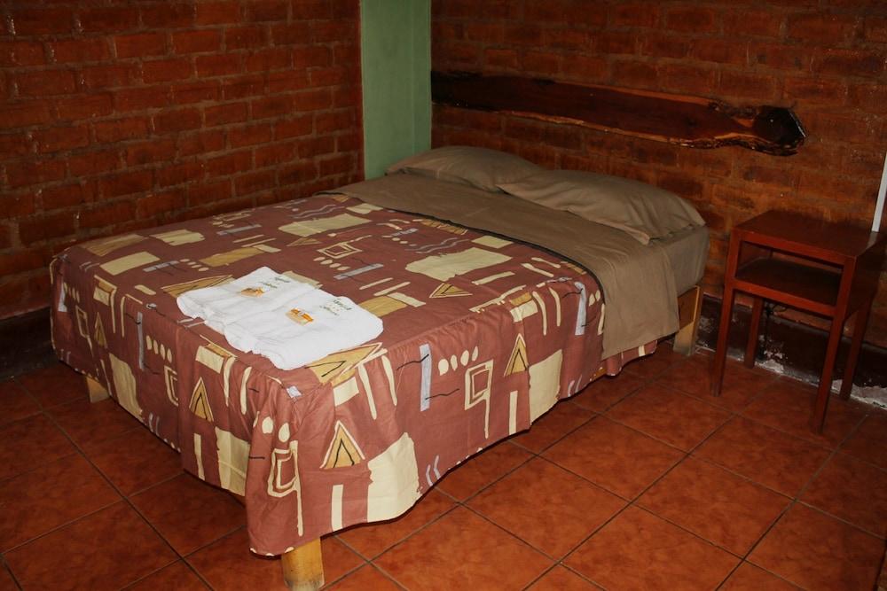 Hospedaje Montenegro