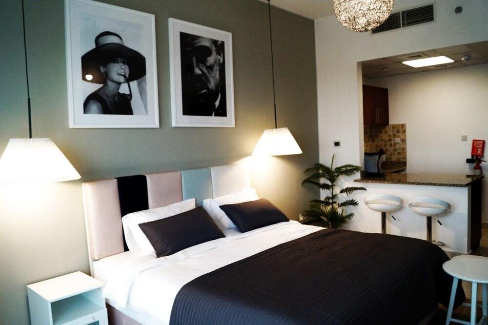 One Perfect Stay - Studio at Safeer