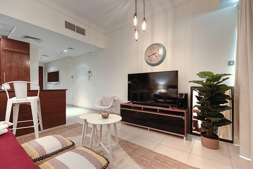 One Perfect Stay - 8 Boulevard Tower