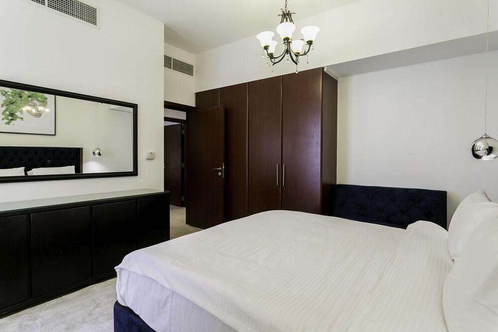 One Perfect Stay - Shams 2