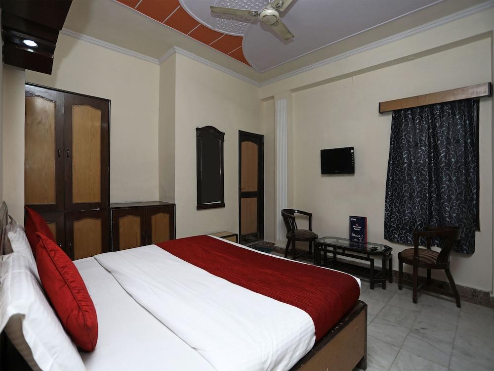OYO 12671 Hotel Prithvi Palace