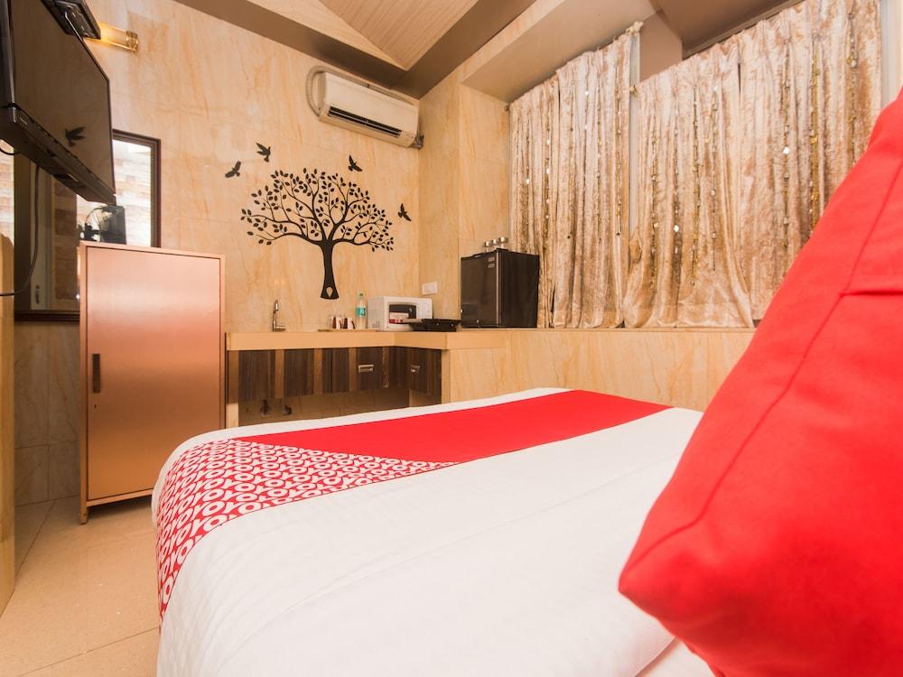 OYO 16119 Hotel Oliver