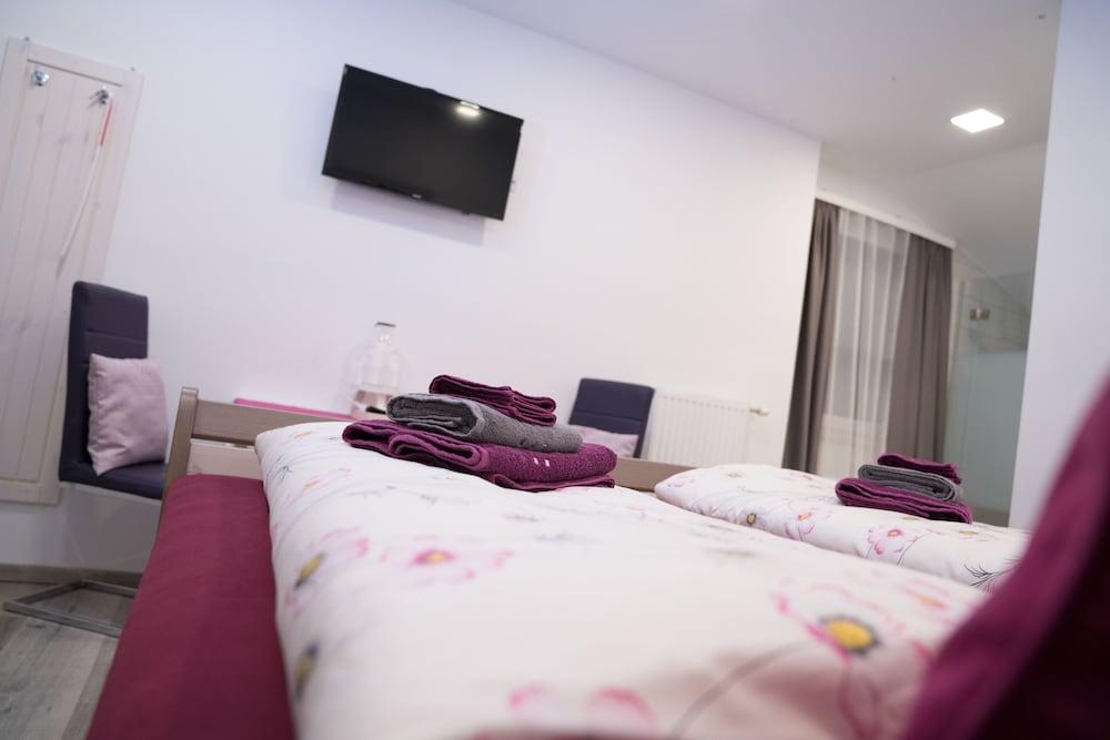 Pension & Restaurant La Amalia