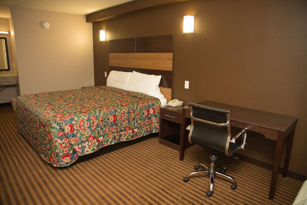 Executive Inn