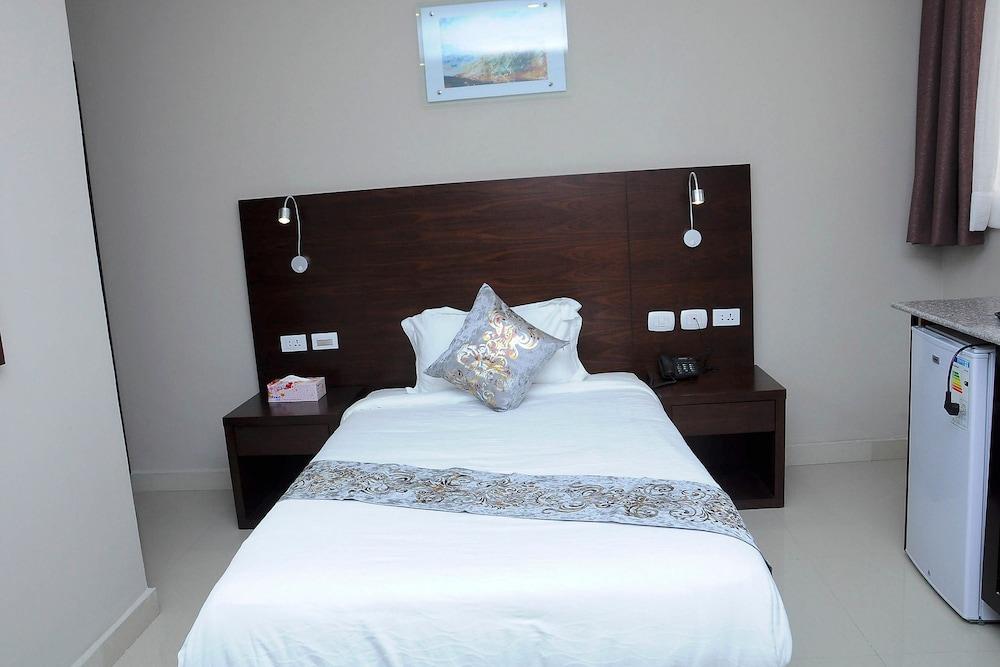 Geza Apartment Hotel