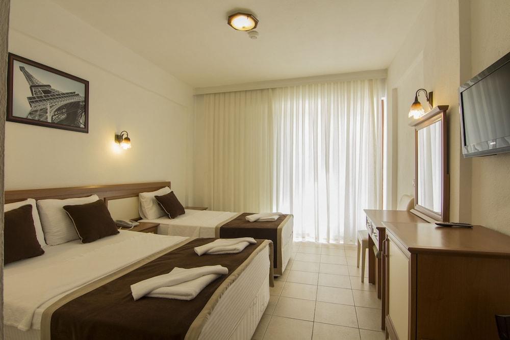 Belcekum Beach Hotel