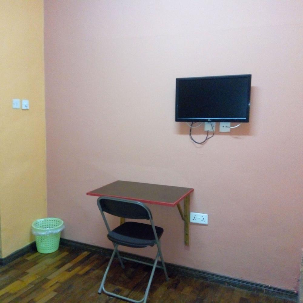 Feehi's Place - Hostel