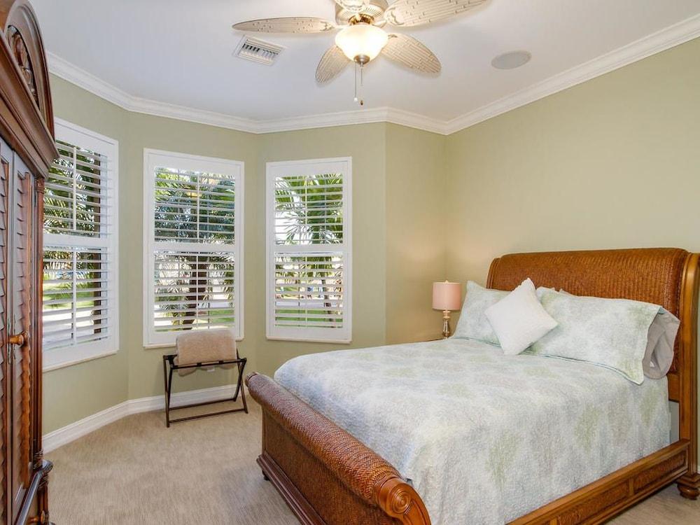 House Tropical Dream by Vacationhit