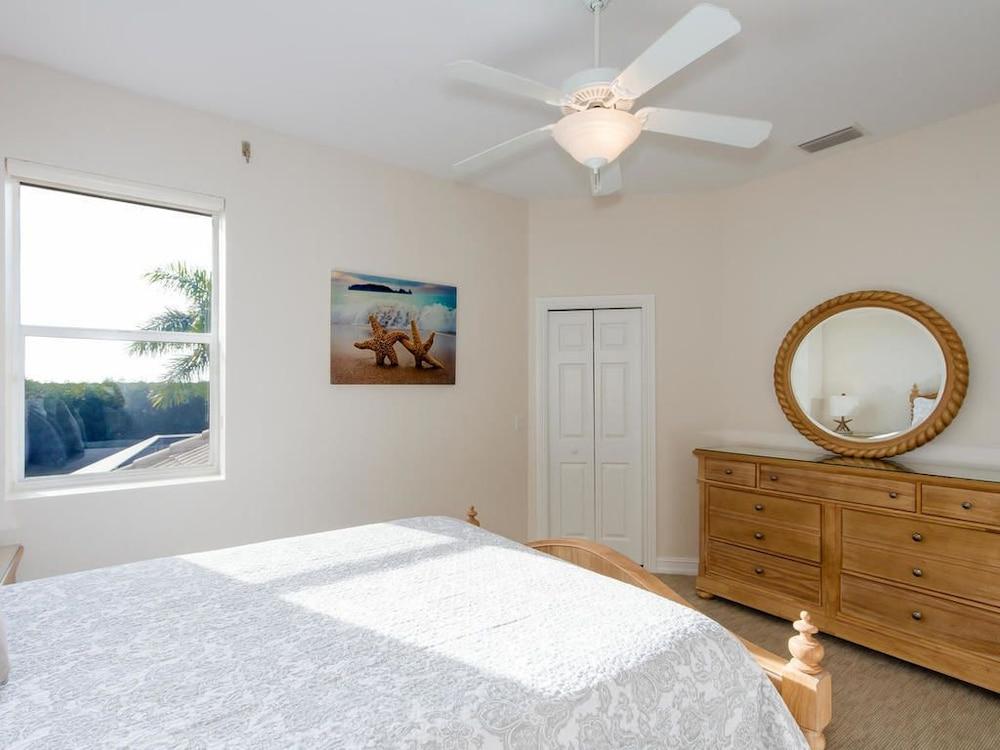 House Tropical Dream by Vacationhit