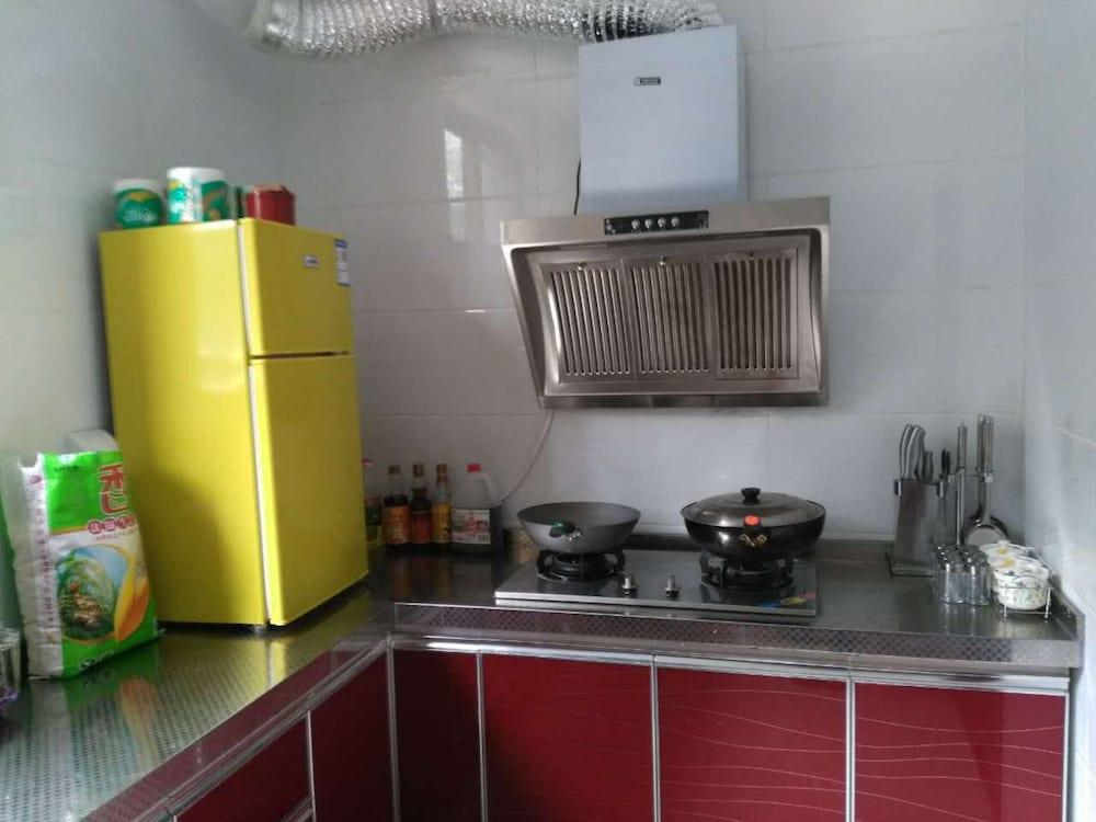 R&R Lodge - Yanxi Lake