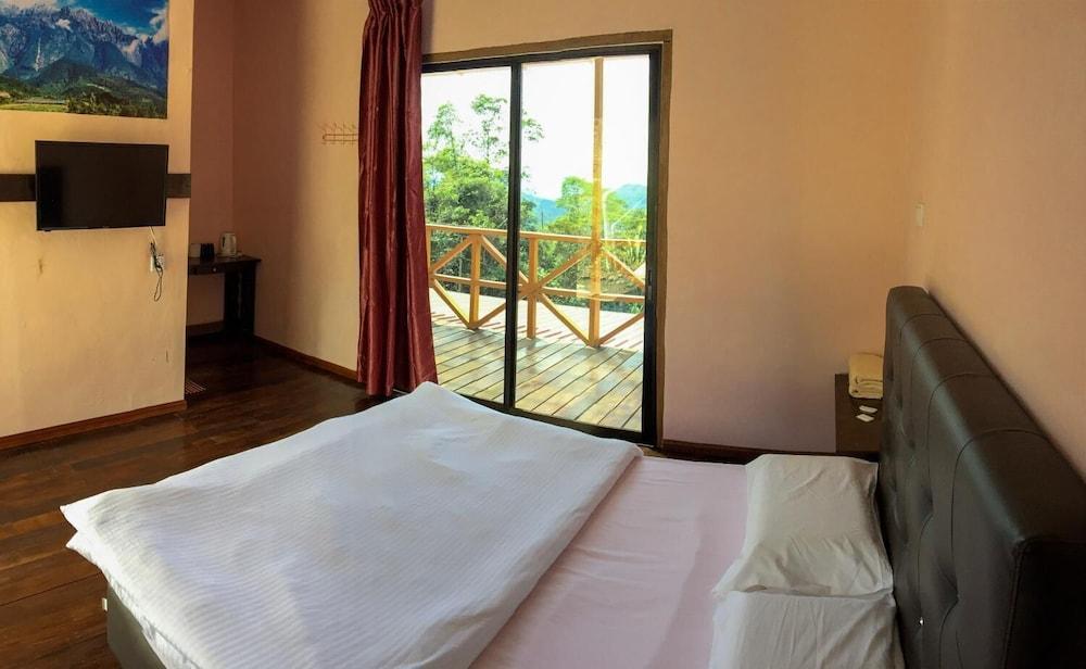 Happy Garden Resort - Hostel