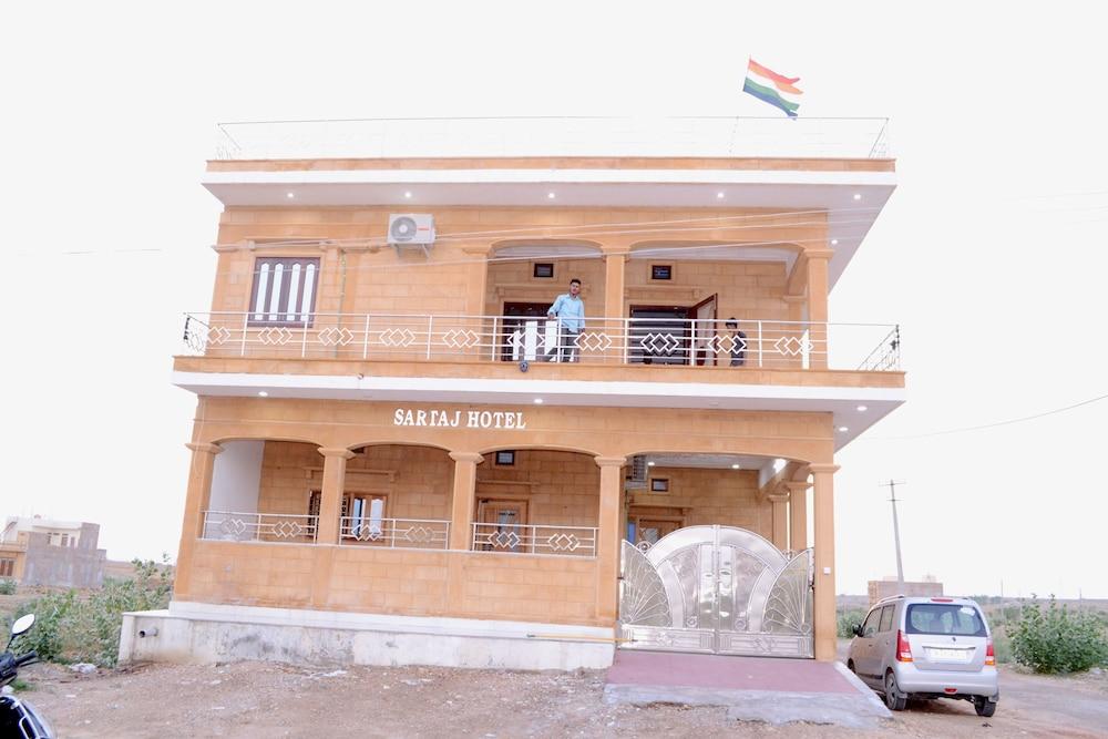 Sartaj Hotel