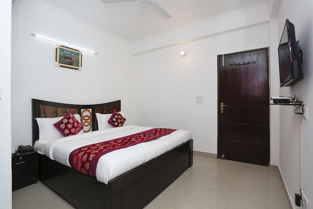 OYO 14386 Orange inn