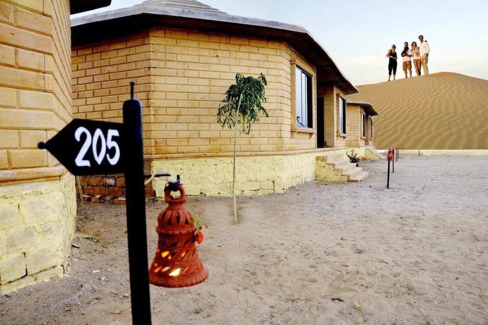 Shiv Tara Desert Camp