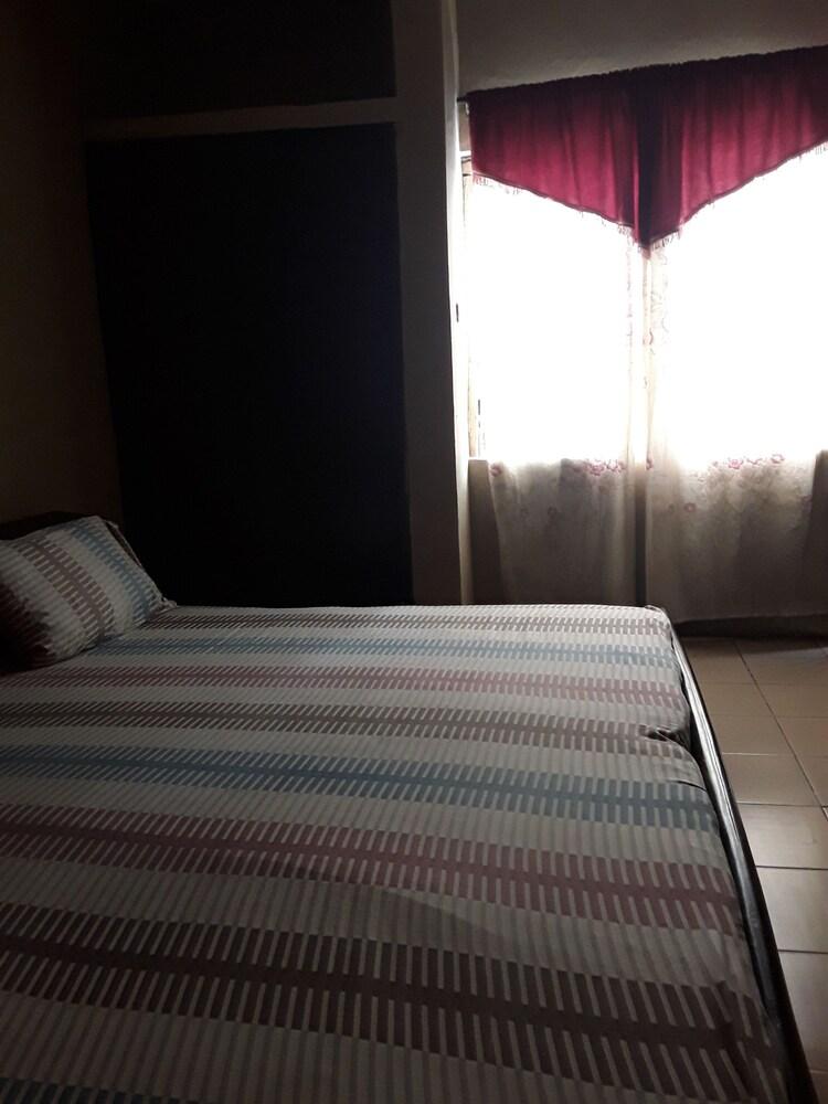 Vacco International Hotel