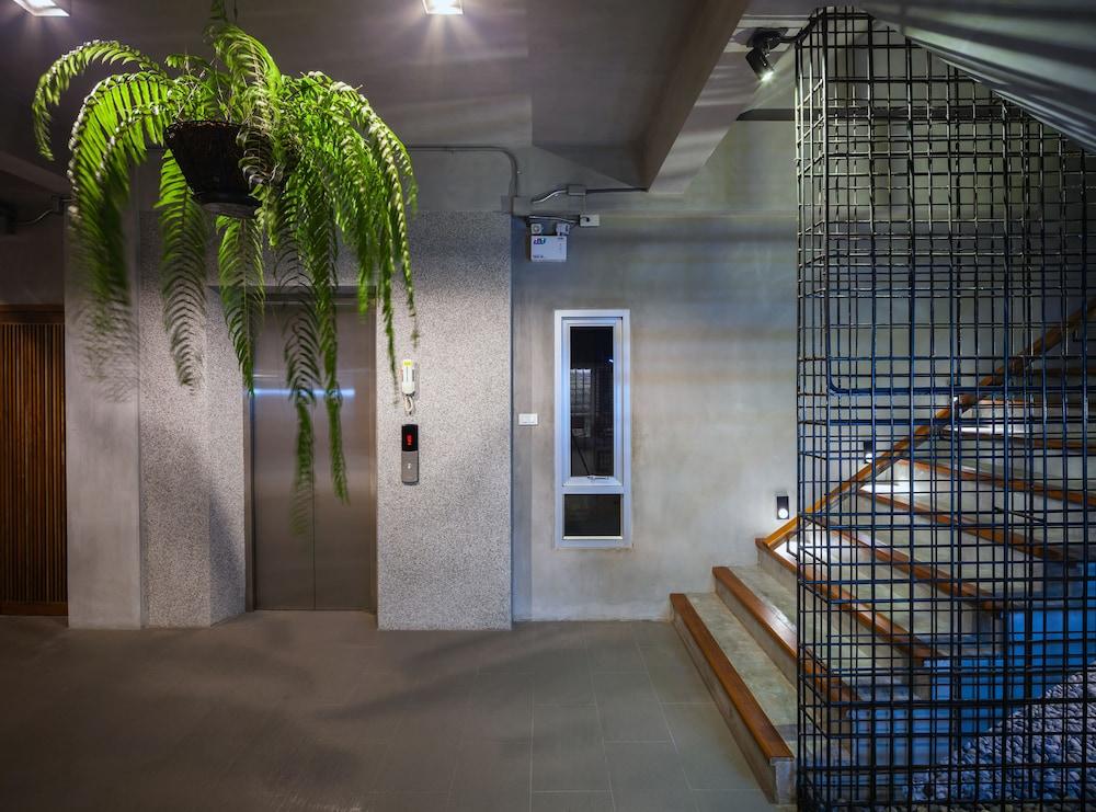 Laekhon Nonbai Hotel