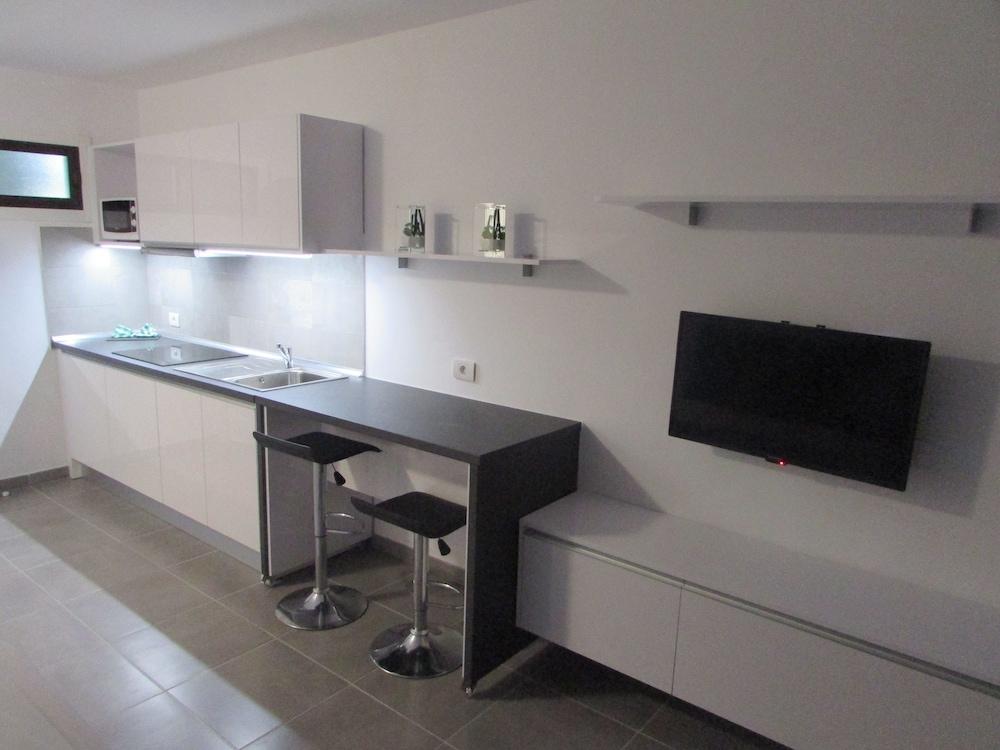 Complejo Cumana by Placida Mar