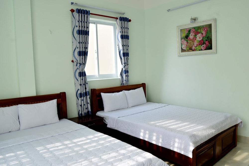 Khach San Huong Giang