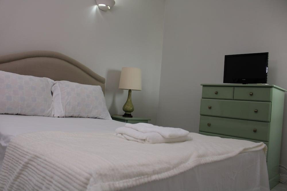 Finest Accommodation Marley manor