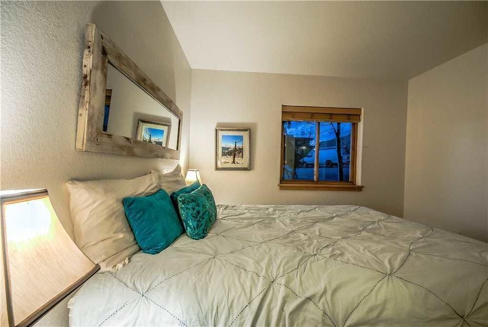 Residences At Old Town A2