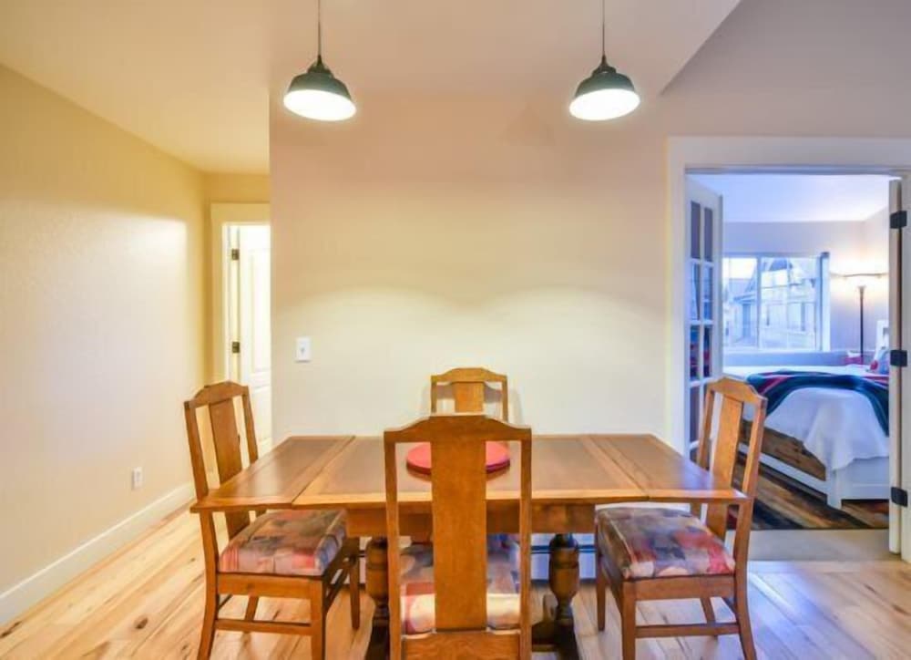 Villas At Walton Creek 1404