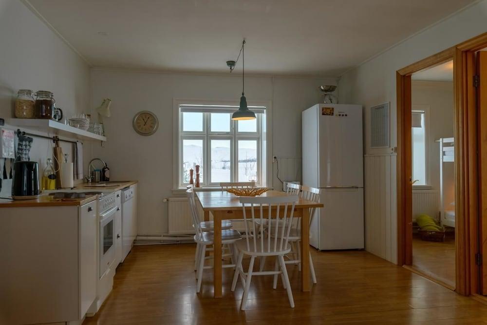 Gamla húsið - The old house