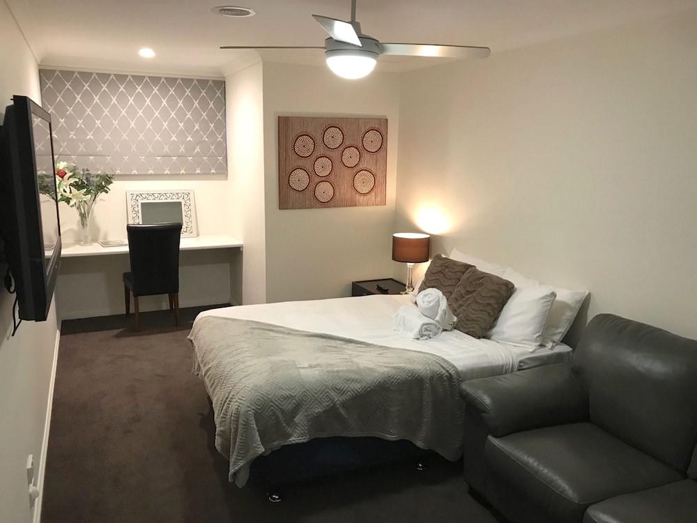 StayCentral - Luxurious Mansion (Rosanna)