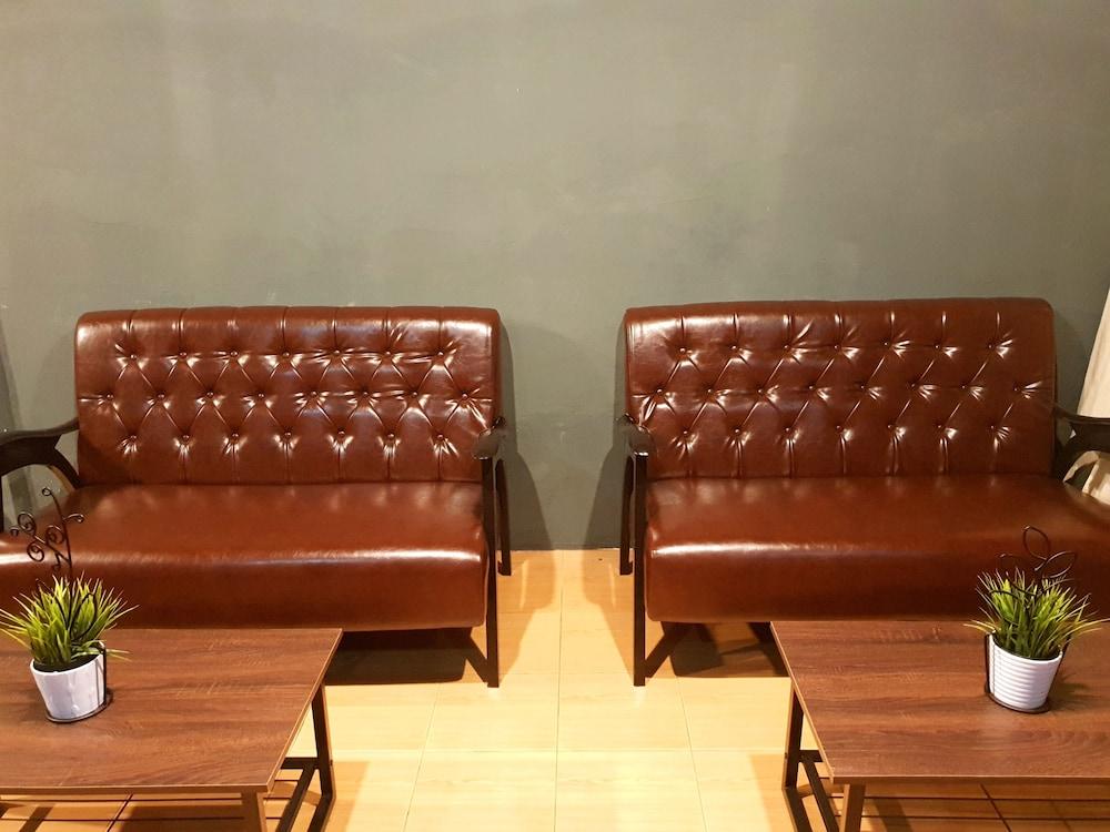 We Bangkok at Metro Park - Hostel